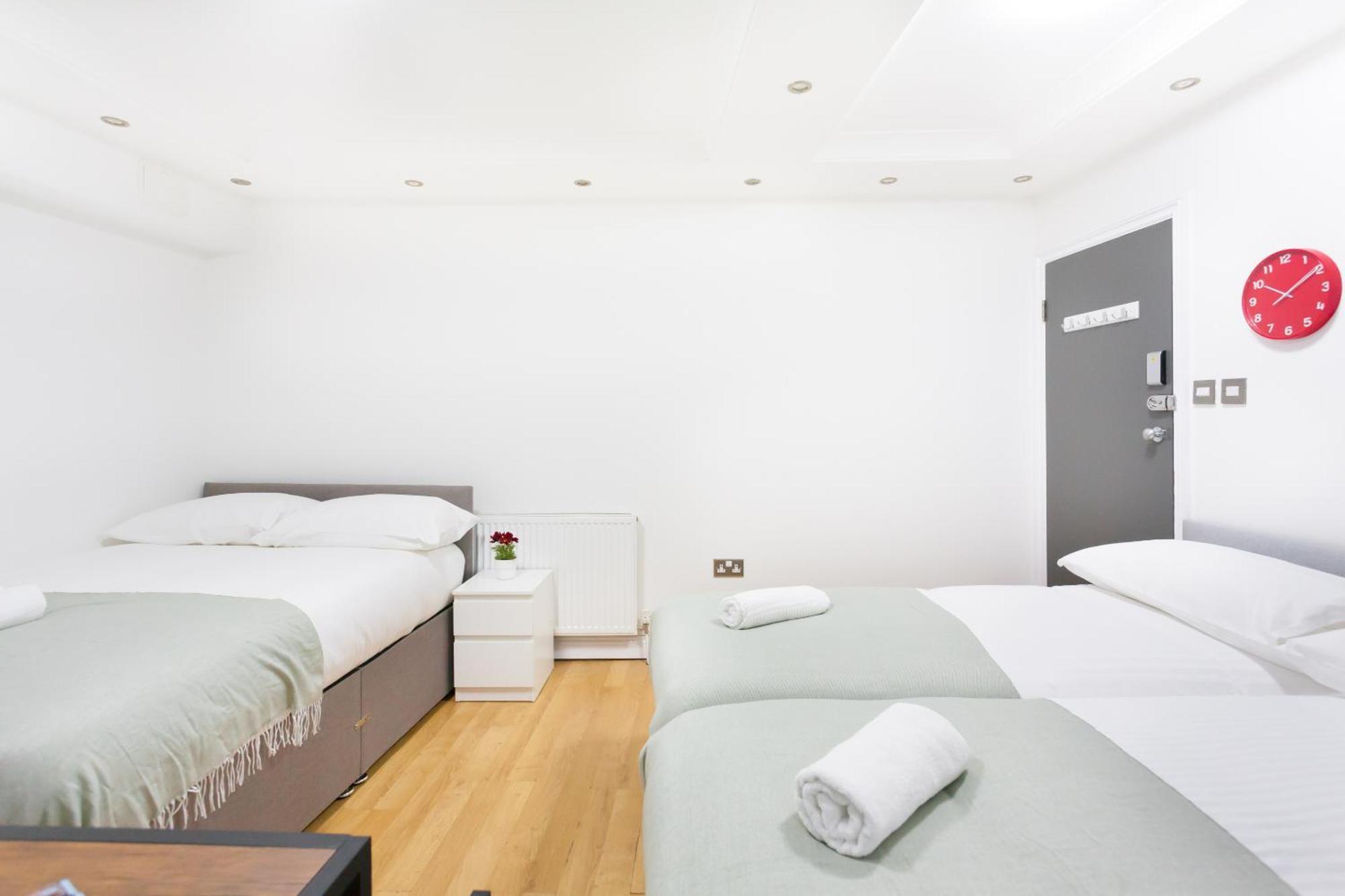 Eurostar Budget Rooms - Next To Kings Cross & Eurostar Train Station Londen Buitenkant foto